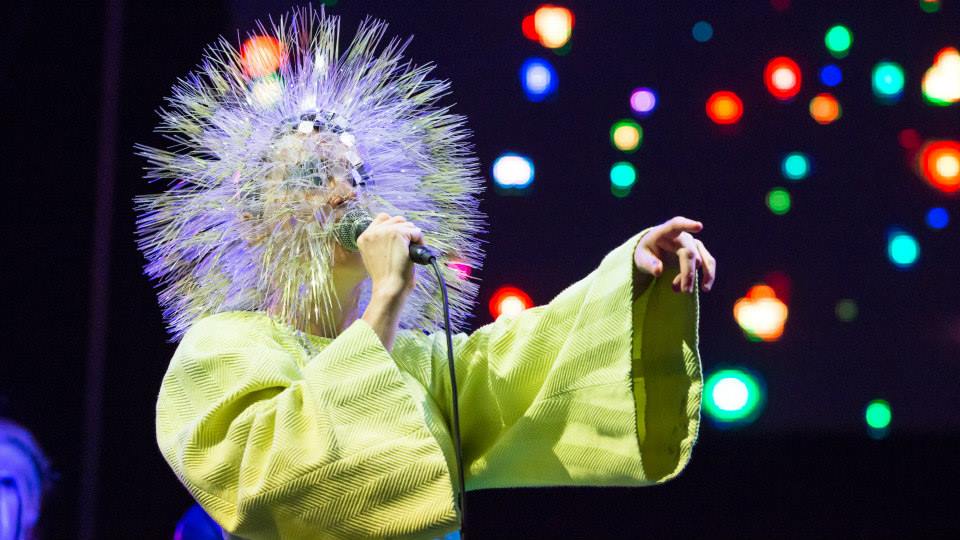 bjork-07-09-2013-berlin-festival-01.jpeg