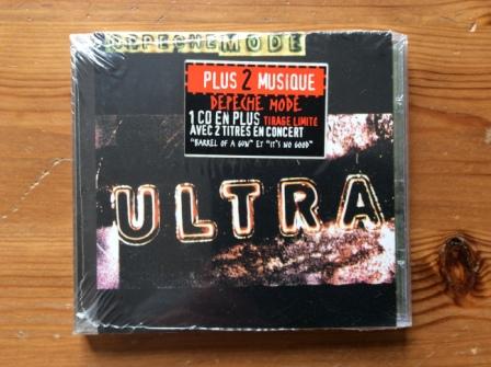 ULTRA Fr. CD came with the 2 tracks promo bonus CD sealed with red sticker.JPG