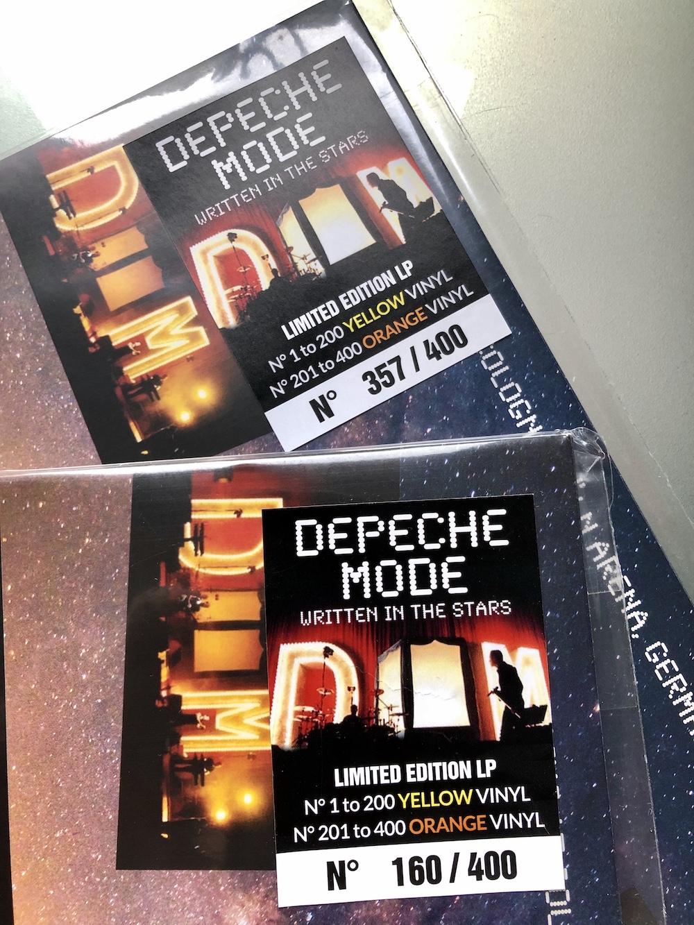 Depeche Mode Written in the stars color vinyl  numéro.jpg