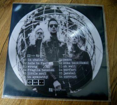 Depeche Mode Sounds of the Universe Picture Disc Vinyl Album LP (2).jpg