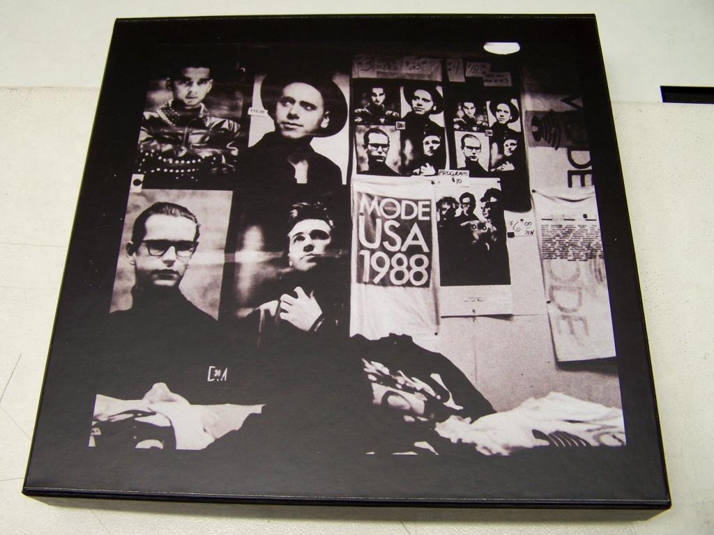 DEPECHE MODE - 101 LIVE - UK BOX PROMO FERRET & SPANNER - 2LP VINYL+2CD+1MC+VHS 1.jpg