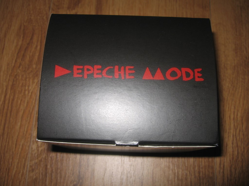 DELTA MACHINE TOUR metal mug with lid..jpg