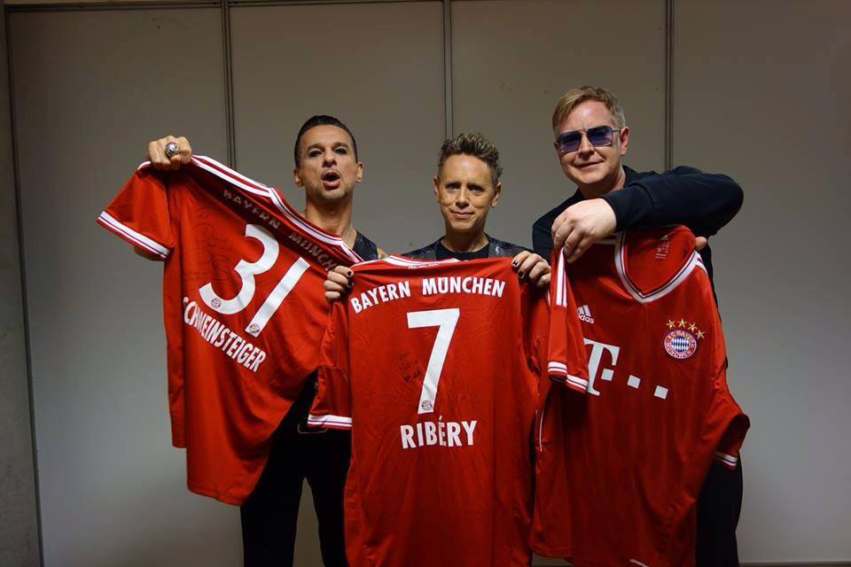DM Bayern Jersey..jpg
