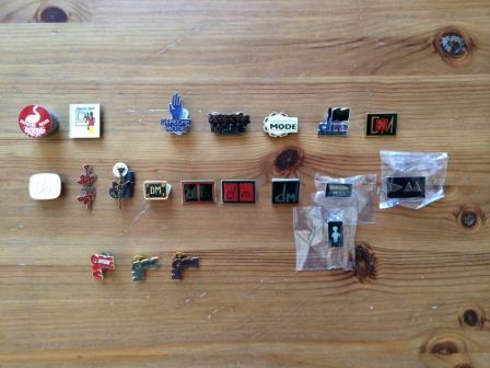 Depeche Mode Pins - Incomplet Set.JPG