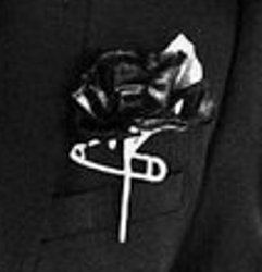 DG broche.png
