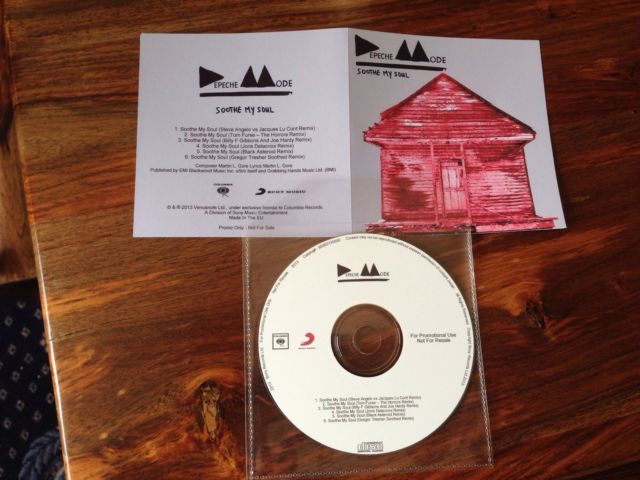 Soothe My Soul Promo cd 6 mixes.jpg
